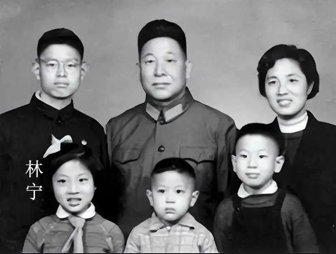王健林 股权冻结 万达商管_恒大地产在a股上市了吗