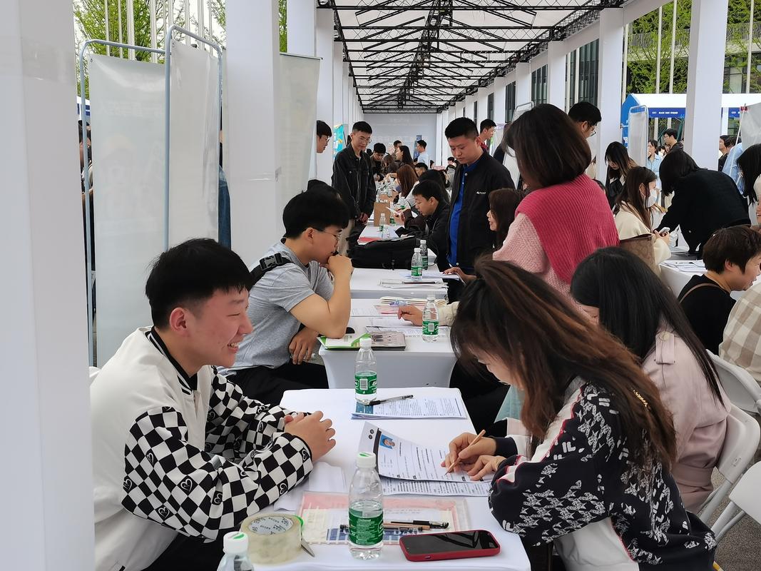埃森哲FY20校园招聘_埃森哲招聘同济_埃森哲全球职业计划日本站